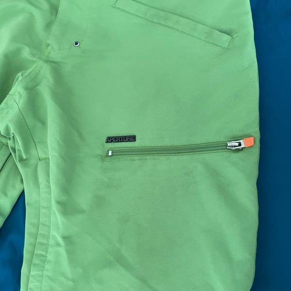 Aperture Waterproof Lined Ski/Snowboard Pants - Picture 9 of 13